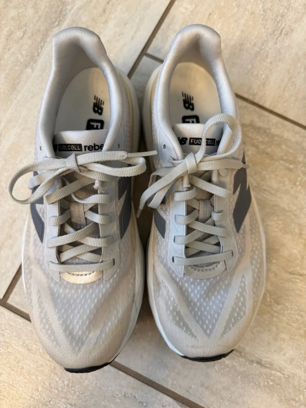 New Balance Fuelcell Rebel v5 running shoes - Picture 5 of 16